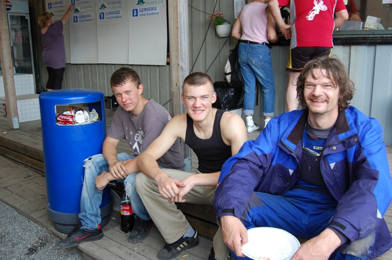 Tre glade trialkjørere fra Danmark